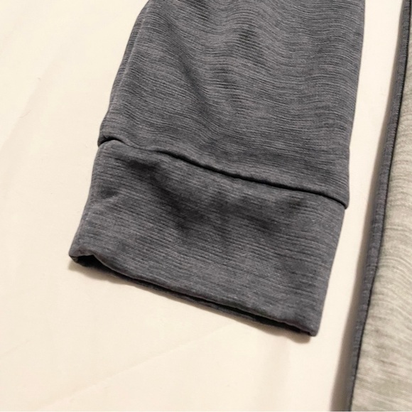 Adidas Zip-Up Hoodie Boys Size 7 - Picture 4 of 16